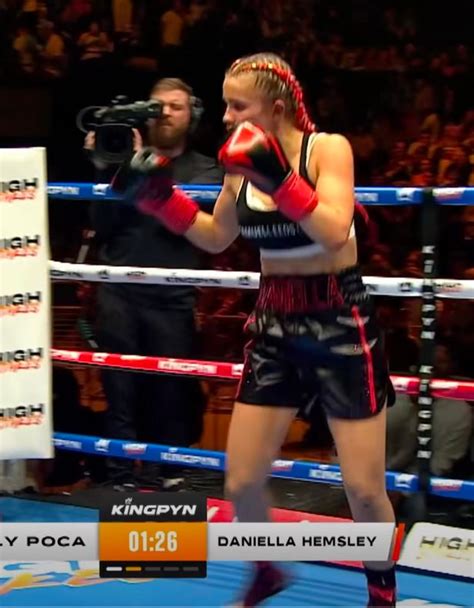 hemsley flash|Kingpyn Boxing results: Daniella Hemsley flashes audience after。